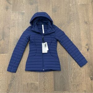 Lululemon Pack It Down Navy Puffer Jacket Size 2 NWT